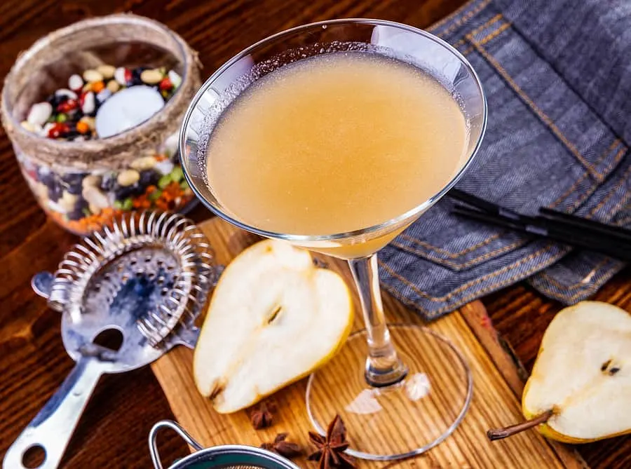 12 Best Pear Vodka Martinis