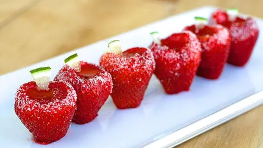 Mess-Free Strawberry Daiquiri Jello Shots