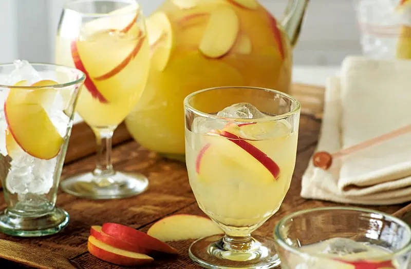 Apple, Vodka & Ginger Beer Cocktail