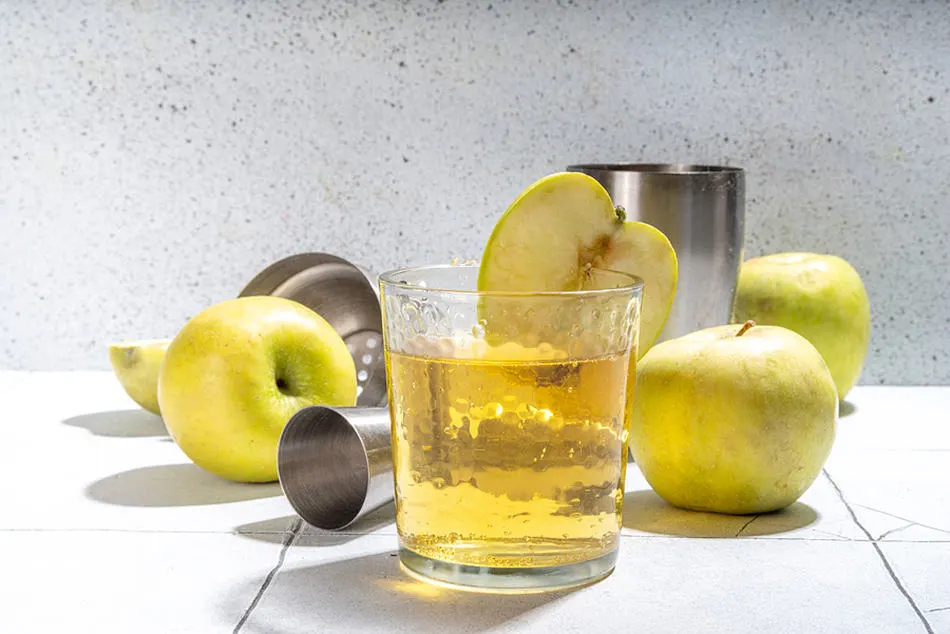 21 Cocktails with Apple Juice