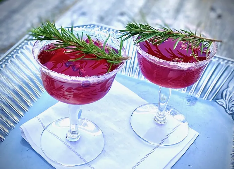 Prosecco Cocktails with Pomegranate