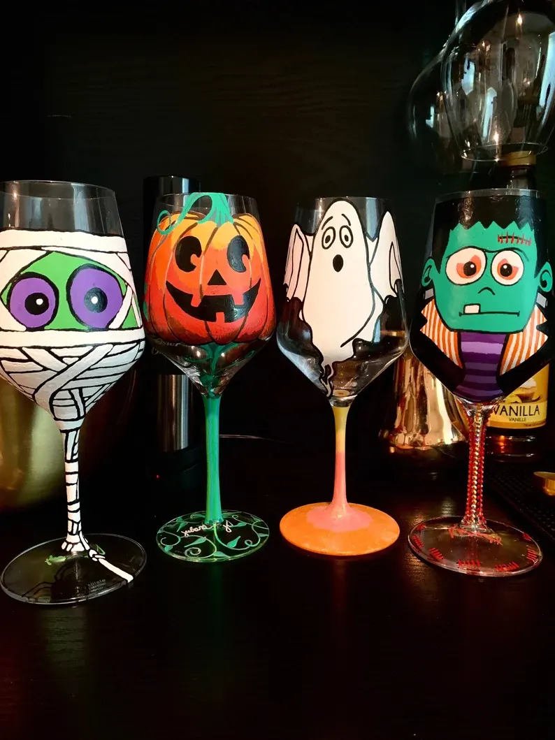 Hand Painted Halloween Wine Glass Set of 4