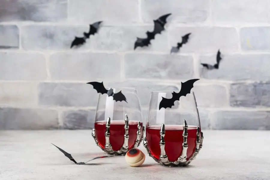 15 Halloween Cocktail Glasses