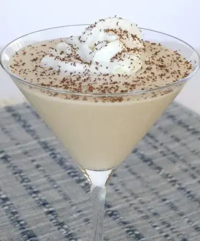 Keto Chocolate Cream Pie Martini