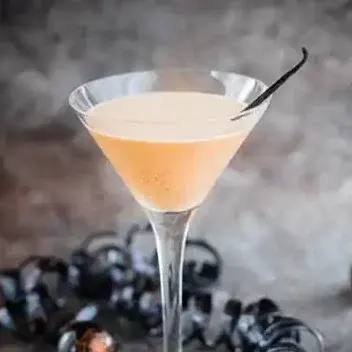 Keto Pumpkin Pie Martini