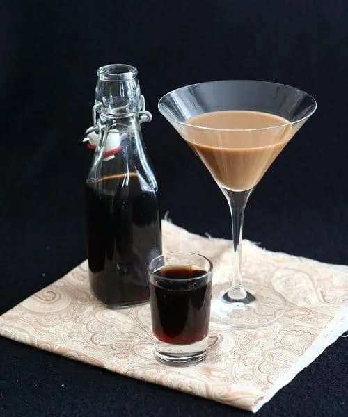 Keto Vanilla Latte Martini
