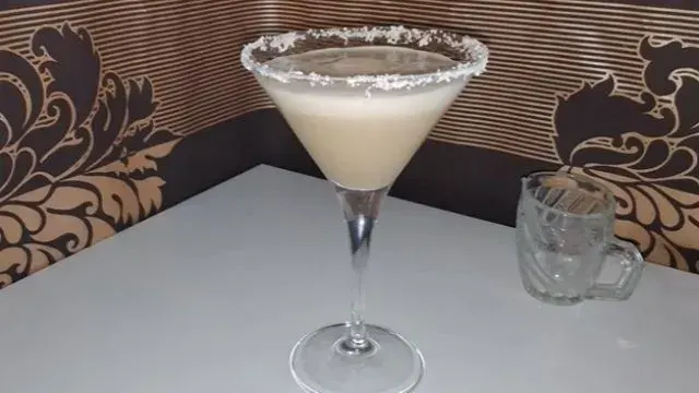 Pistachio Martini with Amaretto