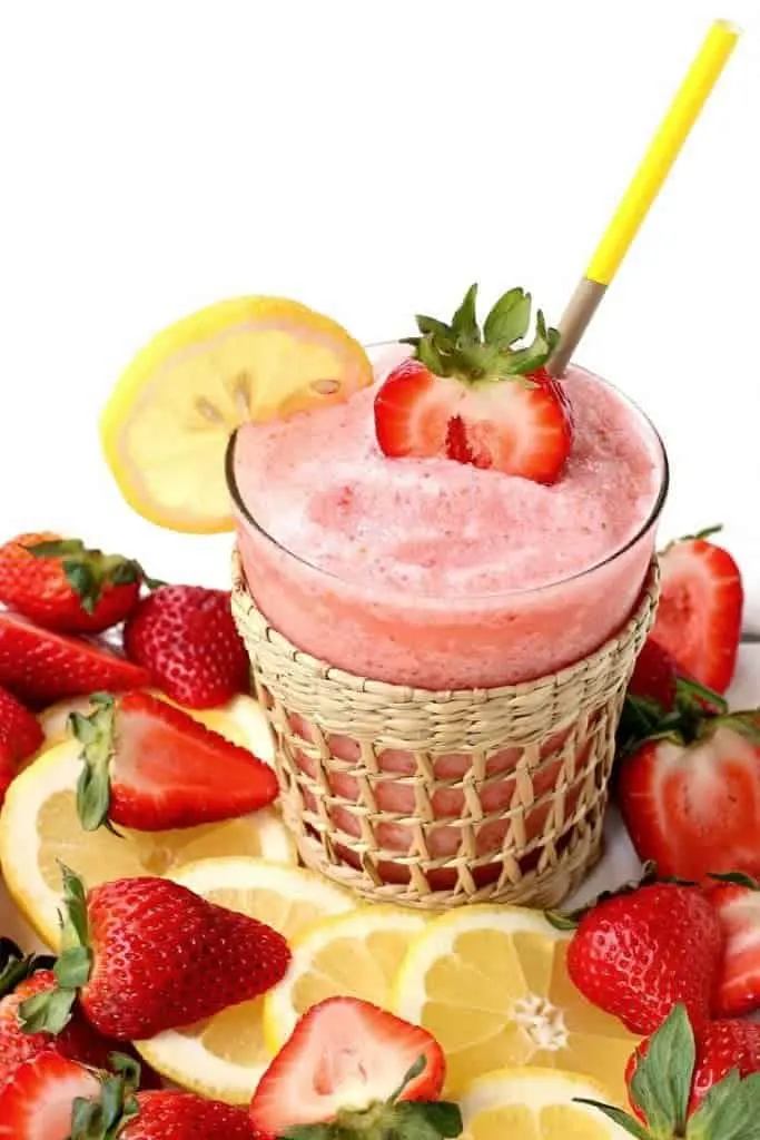 Frozen RumChata Strawberry Lemonade