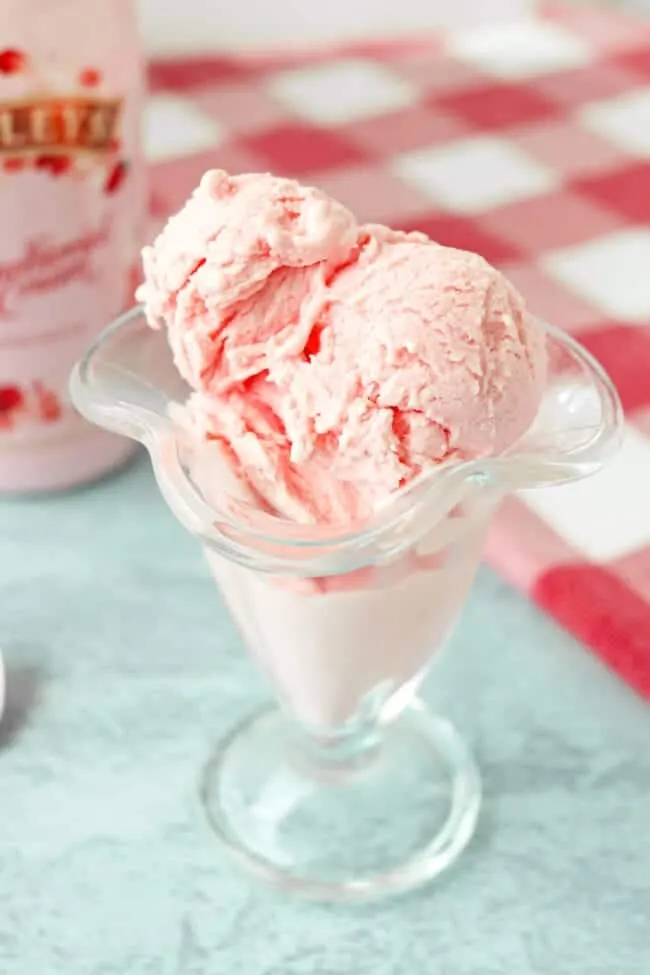 Baileys Strawberries & Cream Ice Cream