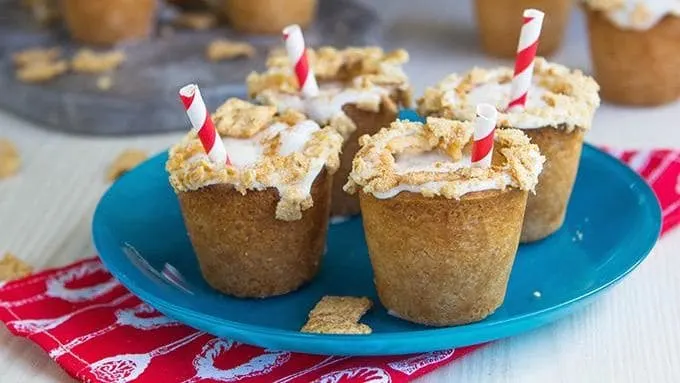 RumChata Jello Shots in Cookie Glasses