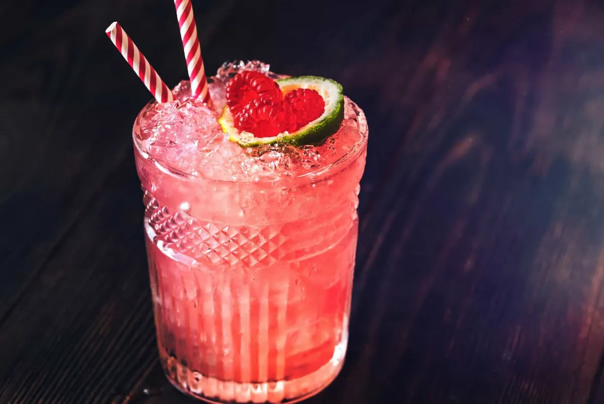 Raspberry Syrup for Drinks: Premade and Recipes