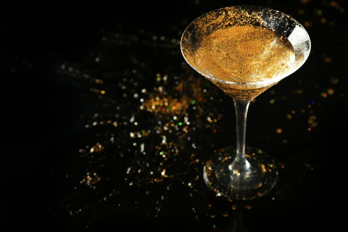 Pearl Dust For Drinks
