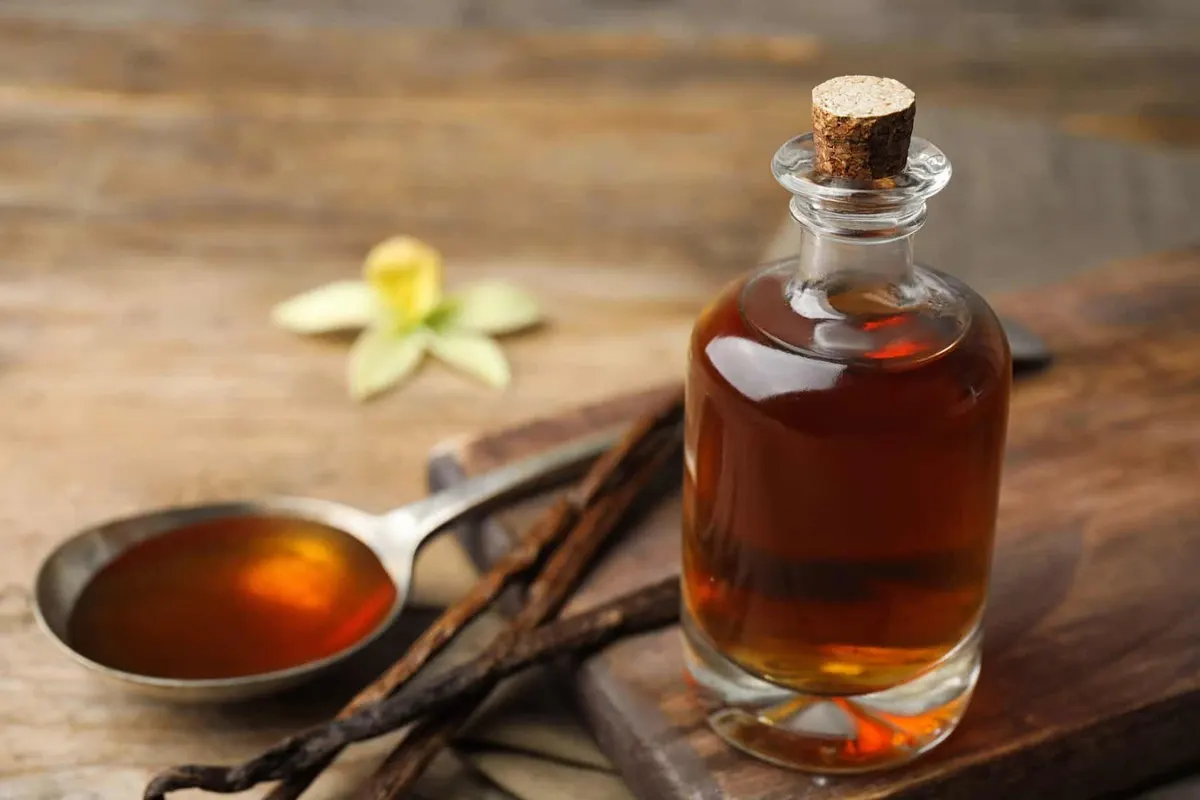 The Best Vanilla Syrup for Cocktails