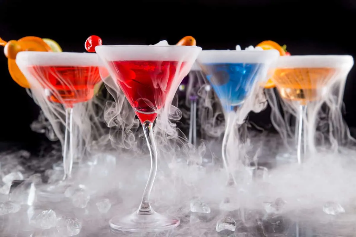 Dry Ice for Drinks + 7 Dry Ice Cocktails