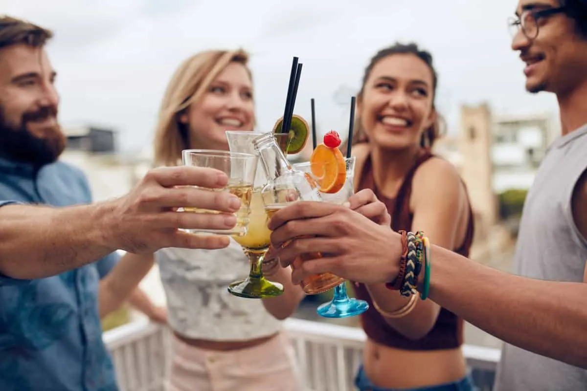The 24 Best Low Calorie Alcoholic Drinks