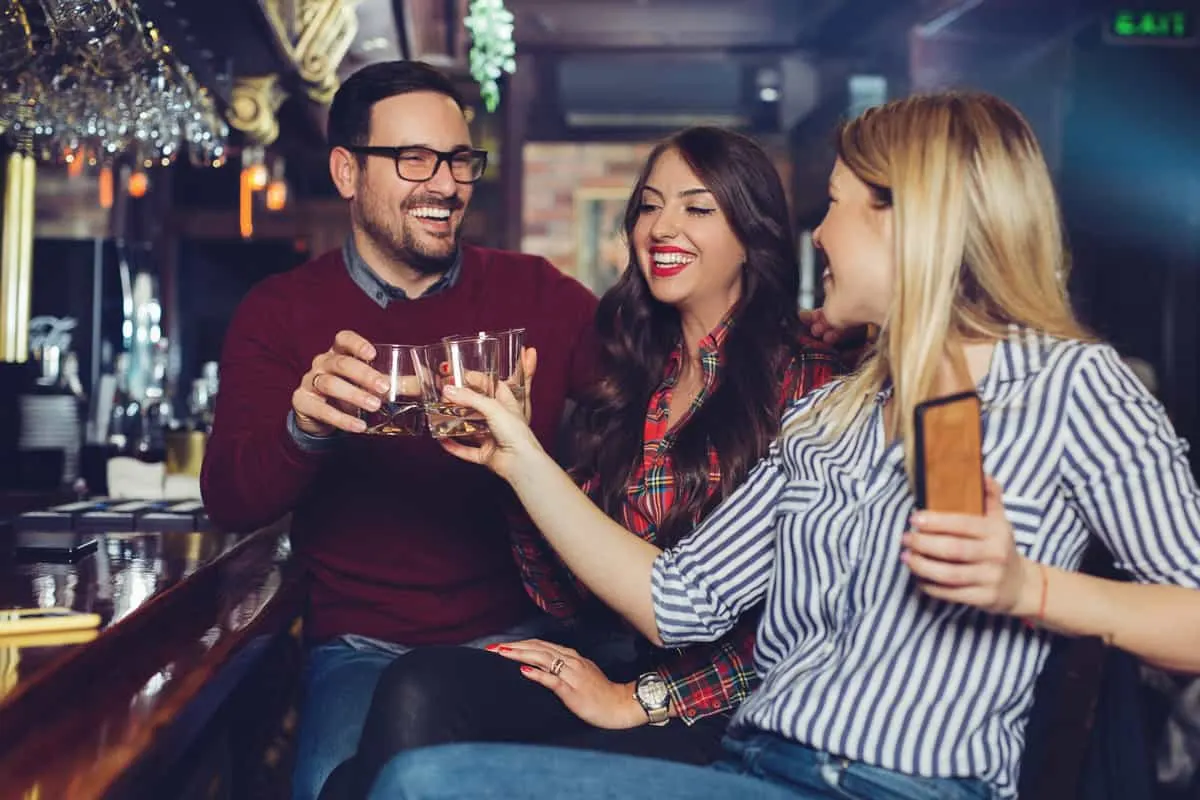 8 Low Calorie Whiskey Drinks