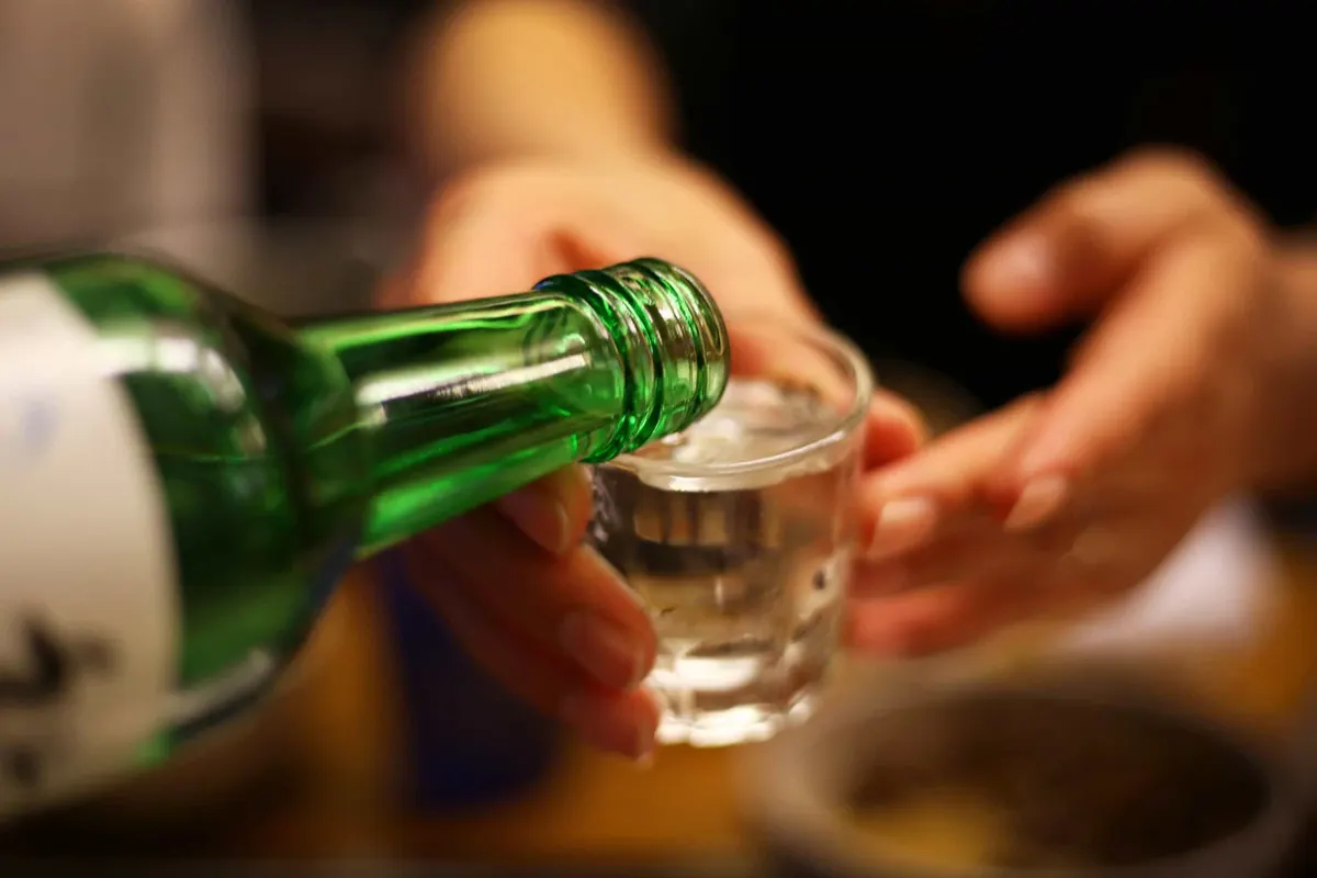 How does soju taste